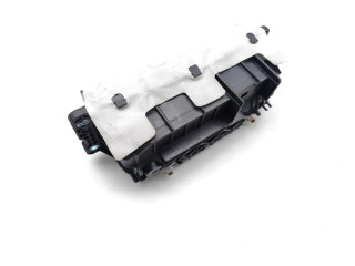 Блок предохранителей  1T0880204G, 34111599B   Volkswagen Touran II    