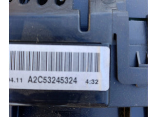 Přístrojová deska Mercedes-Benz GLK (X204) 2011 A2049002205, A2049002205