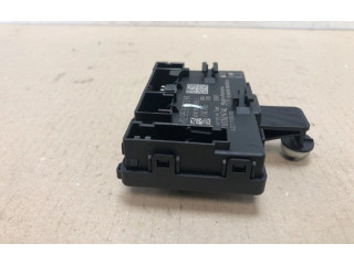 Блок управления центрального замка 4M0959593M, 4M0959593M Audi e-tron