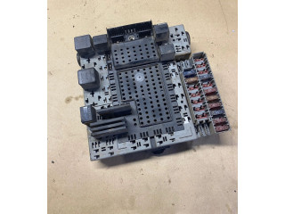Блок предохранителей 8688153, 000001707587   Volvo S80