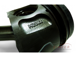 Поршень с шатуном 306DT H268X Jaguar XF X250