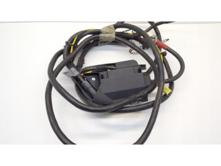 Плюсовый провод (аккумулятора)