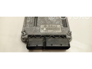 Блок управления двигателем Блок управления 03G906021PM Volkswagen Jetta V