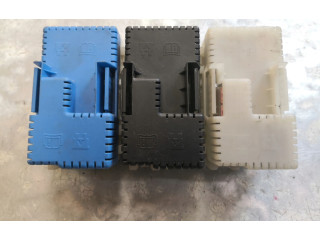 Блок предохранителей Volvo S80