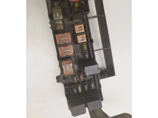 Блок предохранителей    Subaru Forester SF    