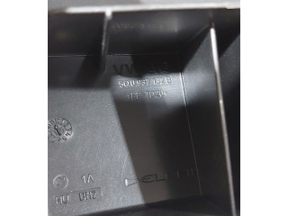 Pojistková skříňka 5Q0907361B, 5Q0907361B Volkswagen PASSAT B8 USA 2017