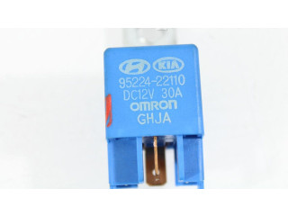 Блок предохранителей 9522422110 KIA Sorento