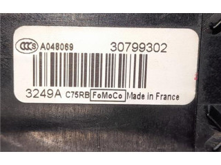 Блок предохранителей 30799302 Volvo XC60