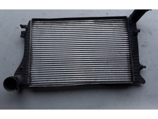 Интеркулер  1K0145803J   Volkswagen Caddy 