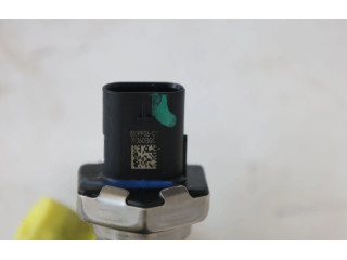 Vstřikovací lišta 175211218R, 175211218R Nissan Navara D23 YS23DDTT