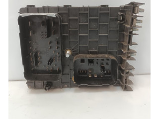 Блок предохранителей 1K0937124K Audi A3 S3 8P