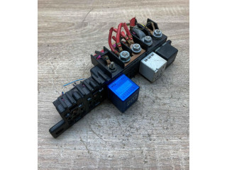 Блок предохранителей  8L0941822A, 431951253H   Audi A3 S3 8L    