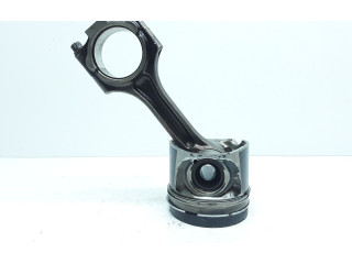 Поршень с шатуном 81L123 Volvo V70