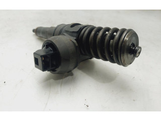 Форсунка 038130073AG    Audi A3 S3 8P   