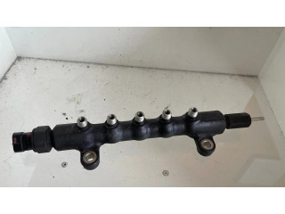 Топливная рампа Toyota Corolla Verso E121 2.2