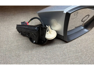 Зеркало электрическое        Skoda Karoq  2017 -  года   