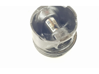 Поршень с шатуном 120A18448R, 120A18448R Dacia Dokker