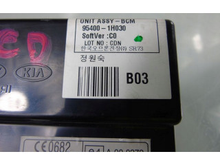 Блок комфорта 954001H030   KIA Ceed   