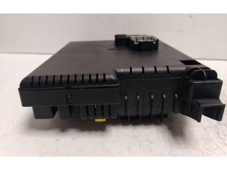 Блок предохранителей 30728512, 28017881   Volvo V70    