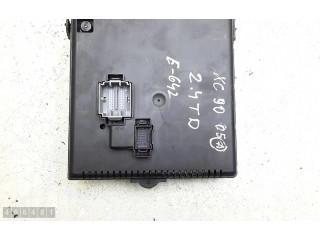 Блок предохранителей 12217799   Volvo XC90    