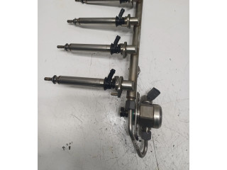 Топливная рампа A2700701595, 0261520212 Mercedes-Benz C W205