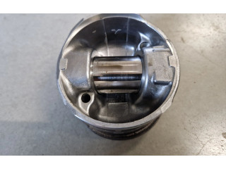 Поршень с шатуном Mitsubishi L200