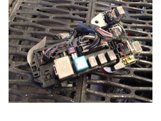 Блок предохранителей Daihatsu Materia