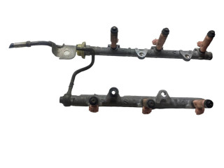 Vstřikovací lišta 2325020030 Lexus RX 330 - 350 - 400H