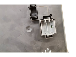 Блок предохранителей 30728512, 06W033 Volvo XC90