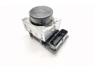 Блок АБС 6R0907379S, 6R0614117K Skoda Fabia Mk2 (5J) 2007 - 2014 года