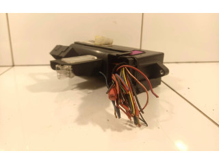 Pojistková skříňka Volkswagen Tiguan 2008