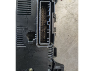 Панель приборов P248104640R Renault Clio V