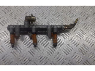 Топливная рампа    Daihatsu Cuore  