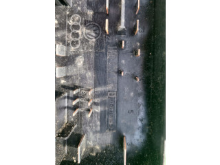 Блок предохранителей 1K0937125D Audi Q3 8U