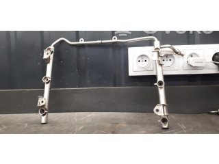 Топливная рампа 06e133681f   Audi A6 S6 C6 4F  