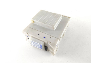 Pojistková skříňka 8273030A84, S4292 Lexus GS 300 350 430 450H 2008