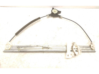 Ручка стеклоочистителей Mazda 5