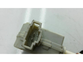 Электрический замок крышки