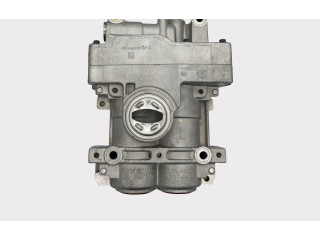 Масляный насос   05047992AC, 05047992AB  Jeep Compass 