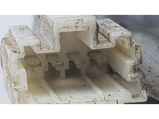 Моторчик заднего дворника MR388052 Mitsubishi Montero