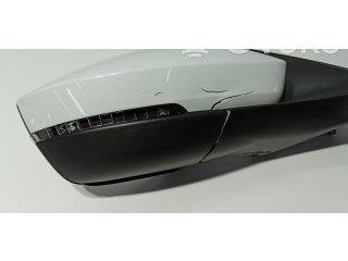 Зеркало электрическое Skoda Scala - года