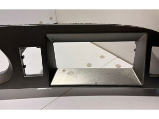 Блок предохранителей  1231   Audi A6 S6 C6 4F    