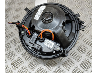Вентилятор печки 5Q0907521C Volkswagen Golf VII