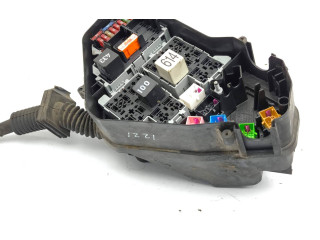 Pojistková skříňka Porsche Cayenne (92A) 2011