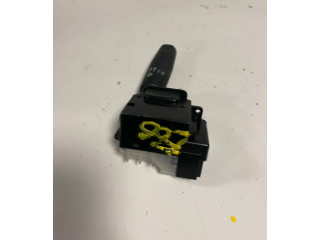 Ручка стеклоочистителей 17D682 Mazda 3 I