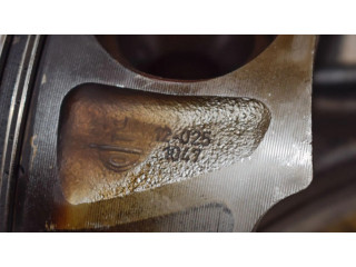 Píst A6420304120 Mercedes-Benz ML W166 pro naftový motor 3.0 OM 642.826