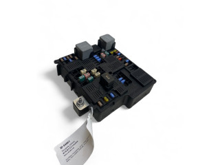 Блок предохранителей 31473770   Volvo XC90    