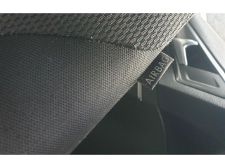 Подушка безопасности в сиденье Volkswagen Golf VII