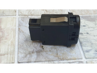 Включатель обогрева стекла с помощью электричества