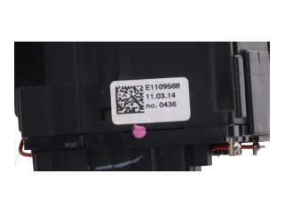 Включатель скорости стеклоочистителей 8201168008   Dacia Duster